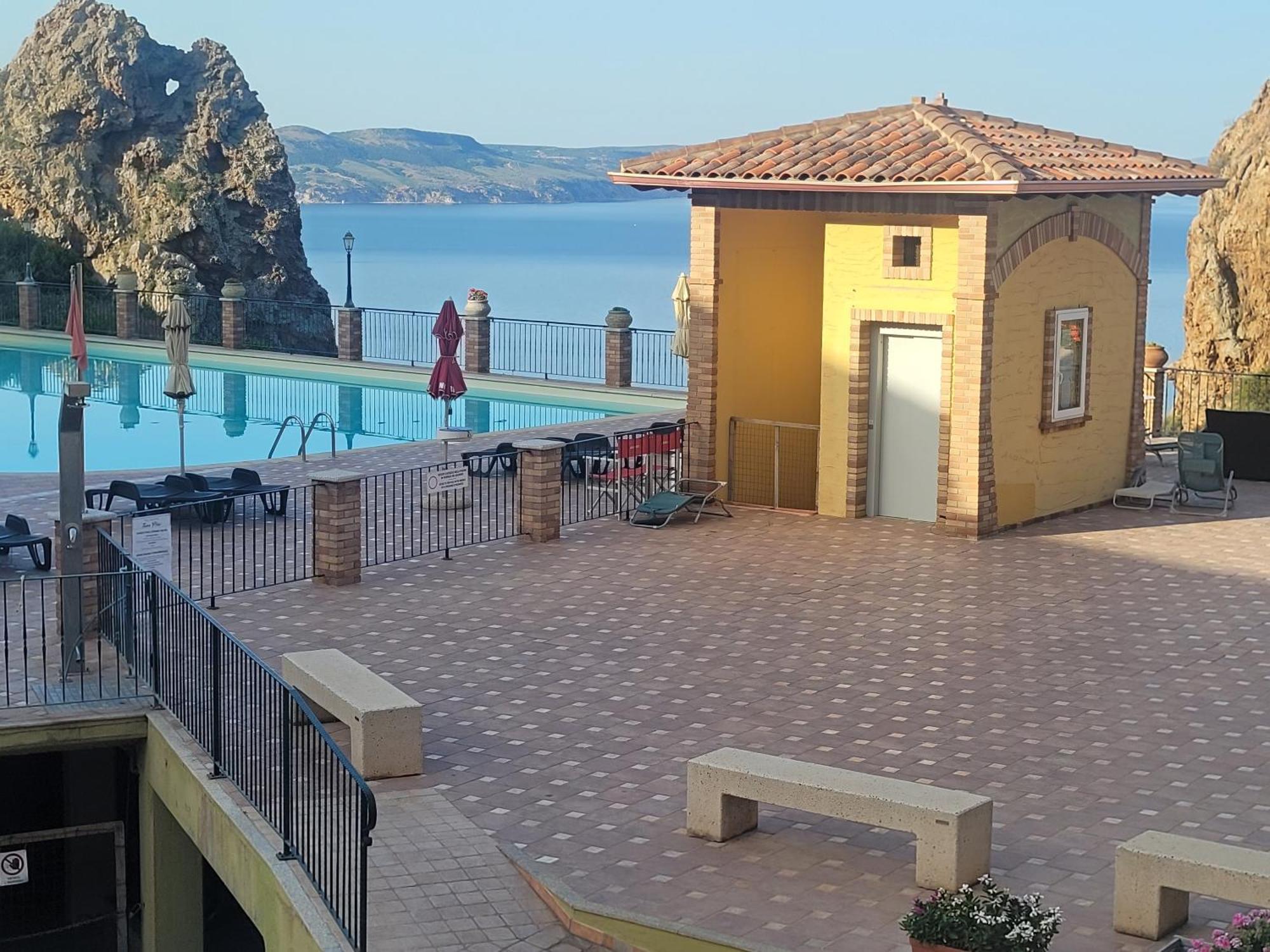Villa Tramonti Sul Mare Nebida Bagian luar foto